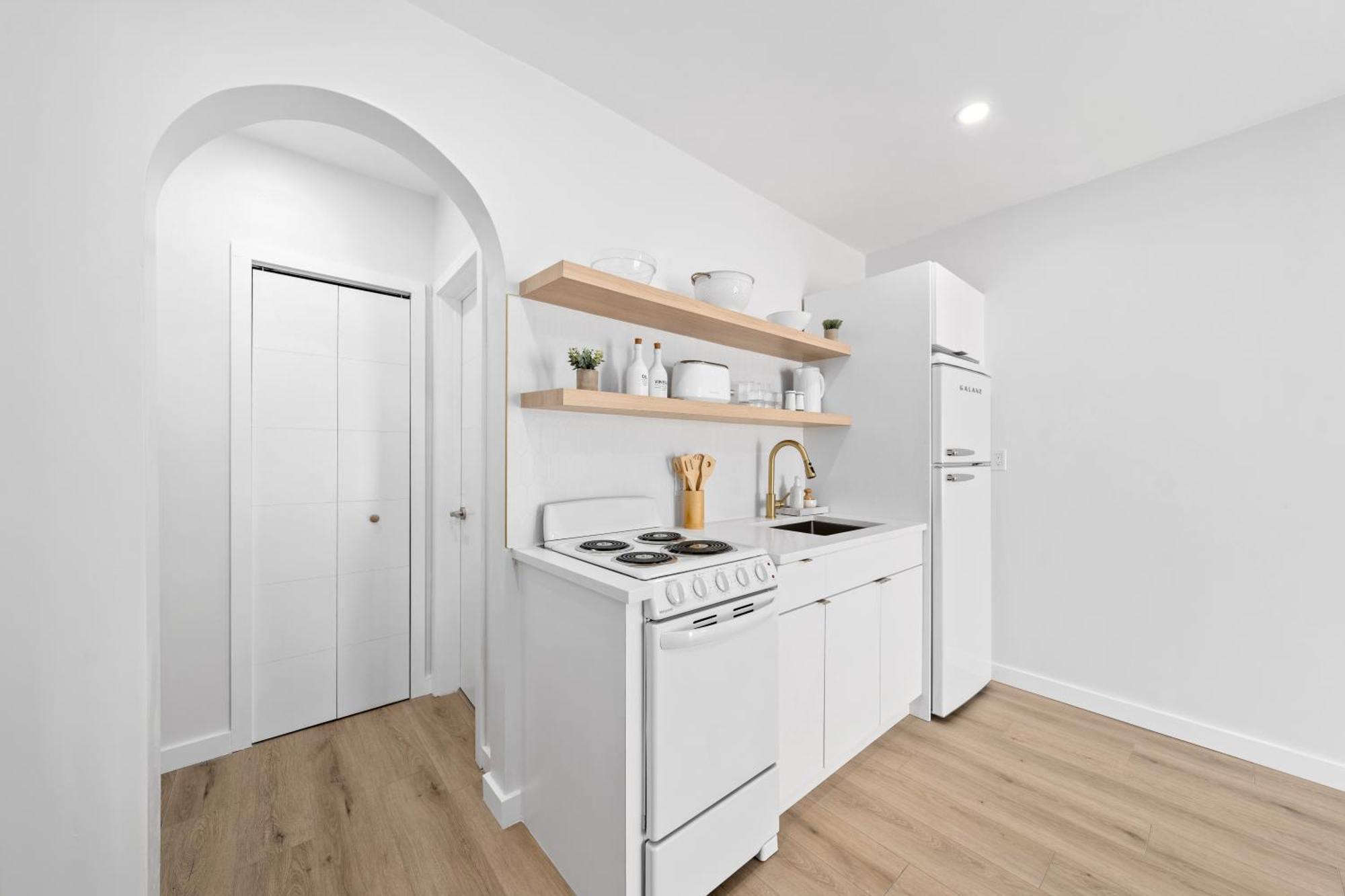 M Lake Worth Beach - Modern Villas Near West Palm Beach, Chic Retro Vibes, King Bed, Cozy Backyard, Bbq, Workspace, High-Speed Internet, Free Parking, 5 Minutes To Downtown & Beach ภายนอก รูปภาพ