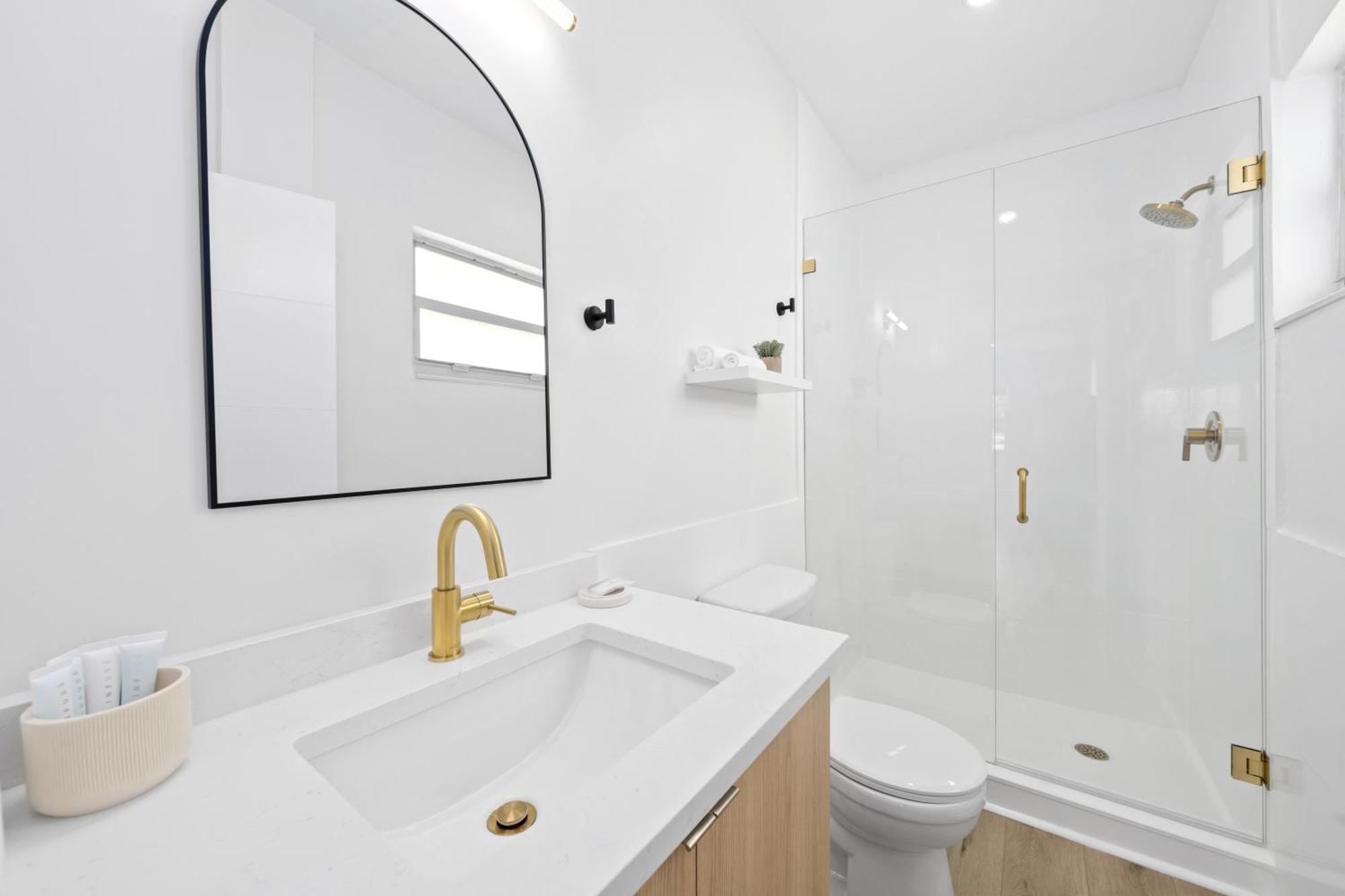 M Lake Worth Beach - Modern Villas Near West Palm Beach, Chic Retro Vibes, King Bed, Cozy Backyard, Bbq, Workspace, High-Speed Internet, Free Parking, 5 Minutes To Downtown & Beach ภายนอก รูปภาพ