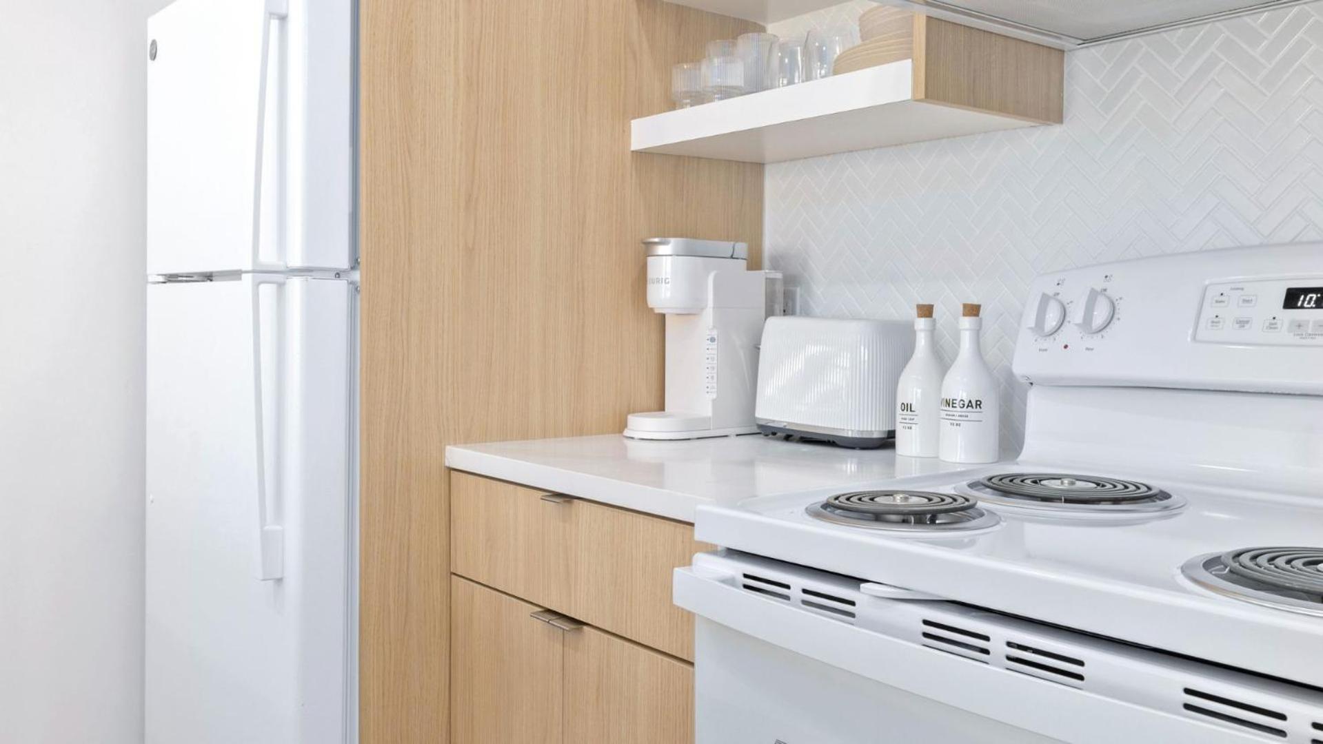 M Lake Worth Beach - Modern Villas Near West Palm Beach, Chic Retro Vibes, King Bed, Cozy Backyard, Bbq, Workspace, High-Speed Internet, Free Parking, 5 Minutes To Downtown & Beach ภายนอก รูปภาพ
