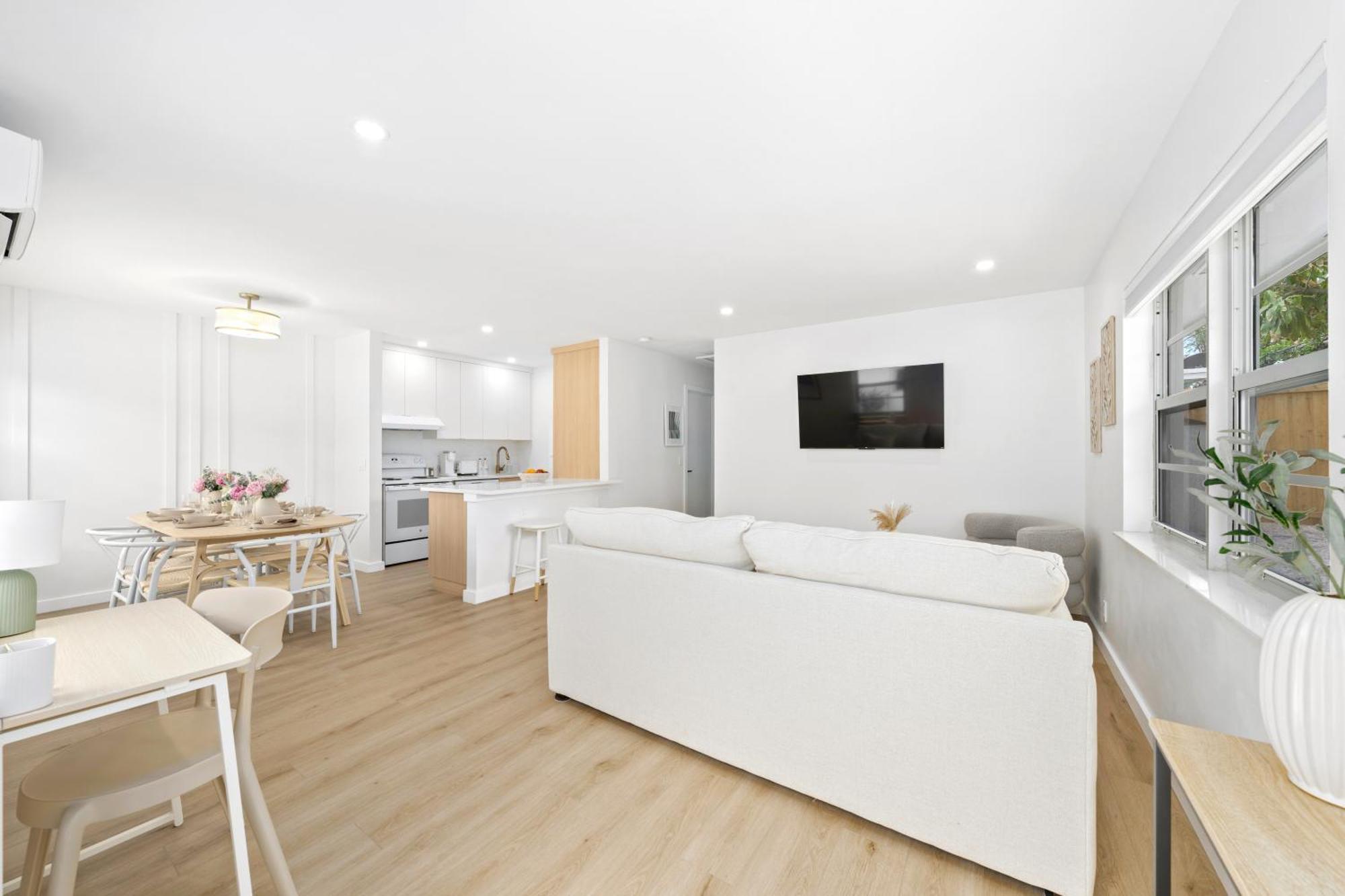 M Lake Worth Beach - Modern Villas Near West Palm Beach, Chic Retro Vibes, King Bed, Cozy Backyard, Bbq, Workspace, High-Speed Internet, Free Parking, 5 Minutes To Downtown & Beach ภายนอก รูปภาพ